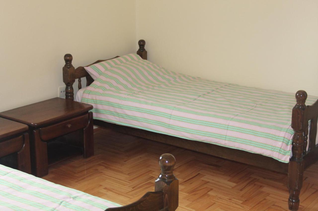 Hostel Teresianum อเล็คซิแนค ภายนอก รูปภาพ